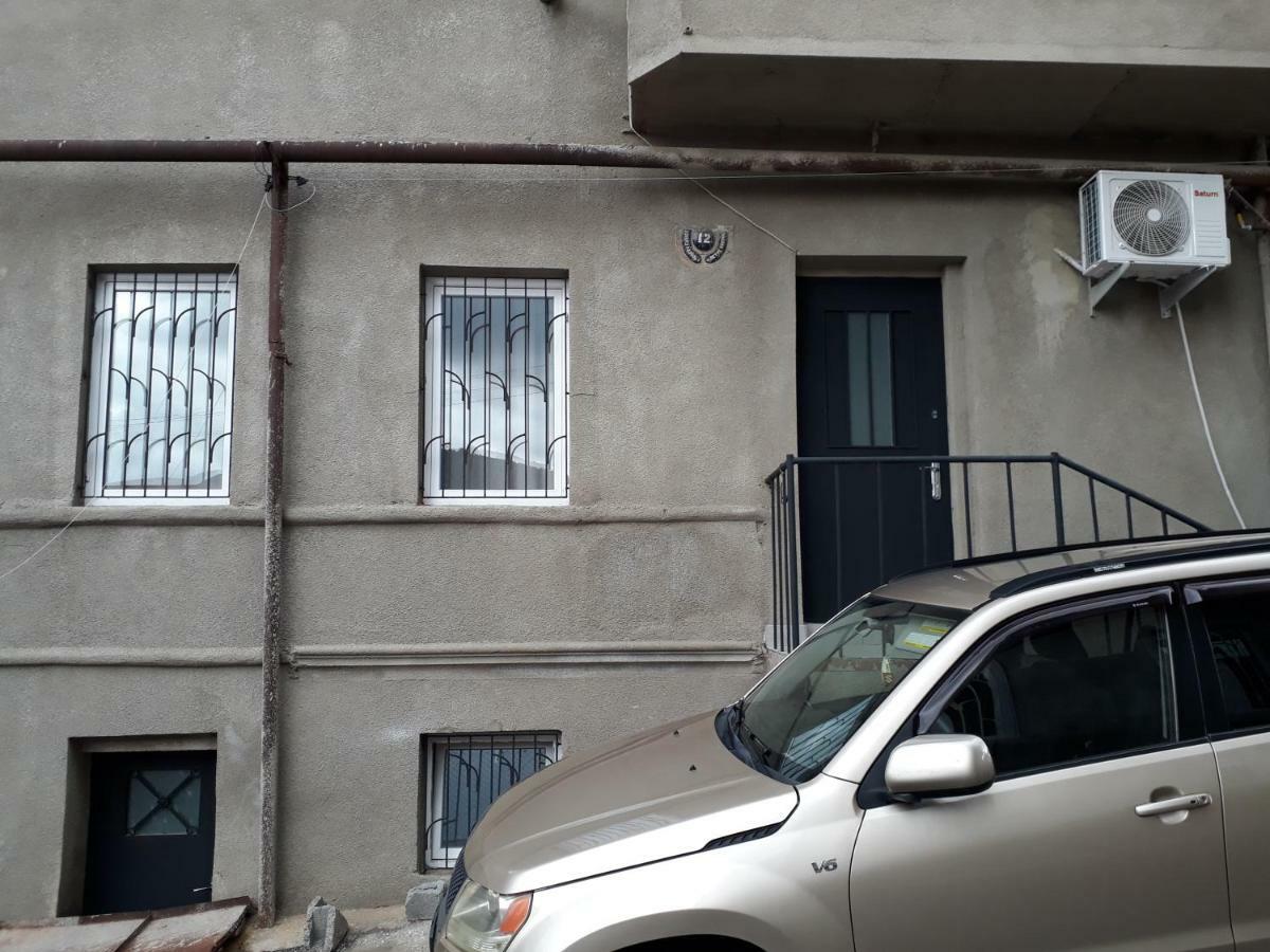 2 Bedroom Apartment In Chugureti Tbilisi Eksteriør bilde